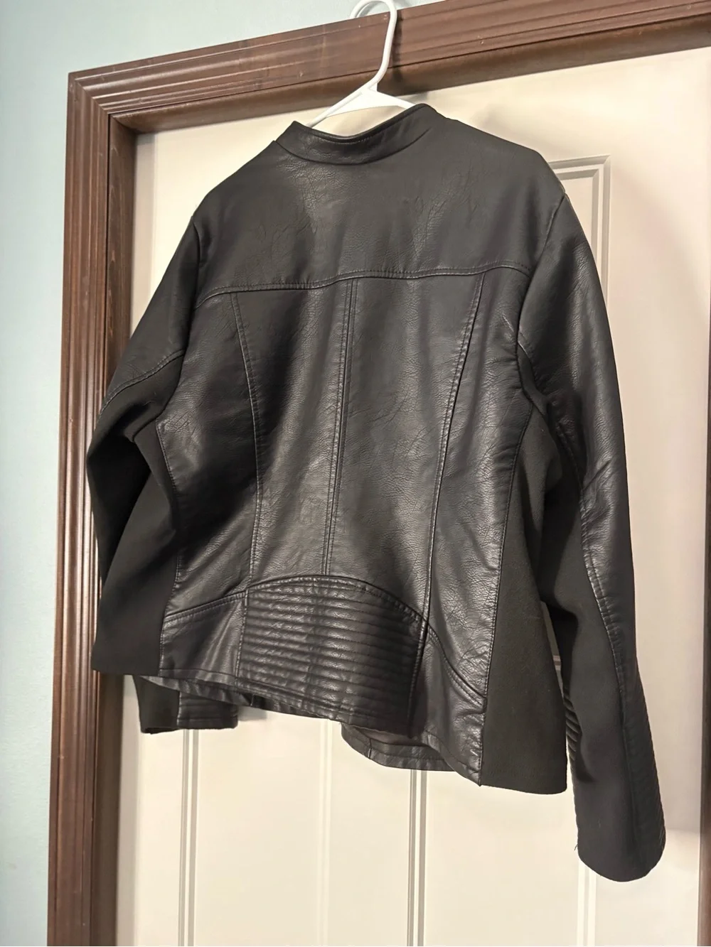 torrid Black Faux Leather Moto Jacket with Quilted Sleeve Detail sz 3X